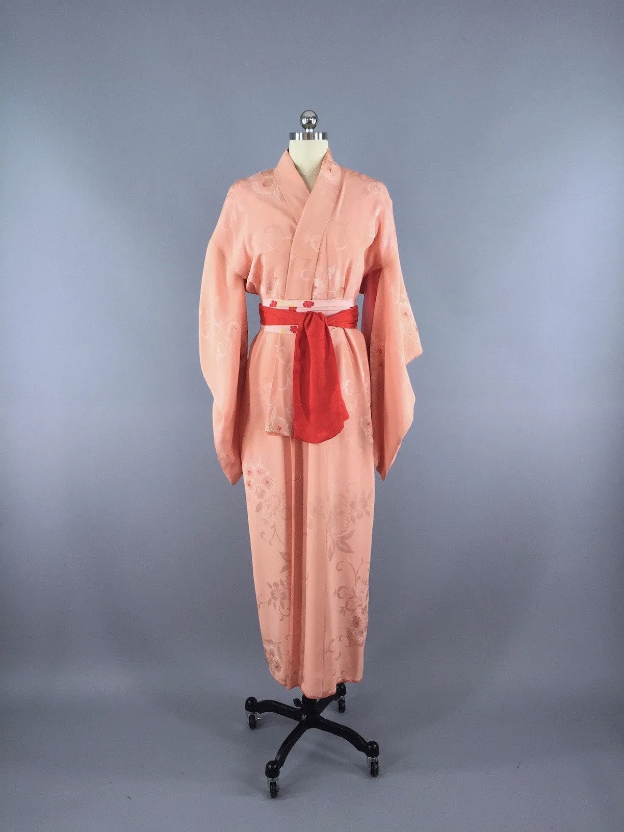 1920s Vintage Silk Kimono Robe / Peach Pink Floral