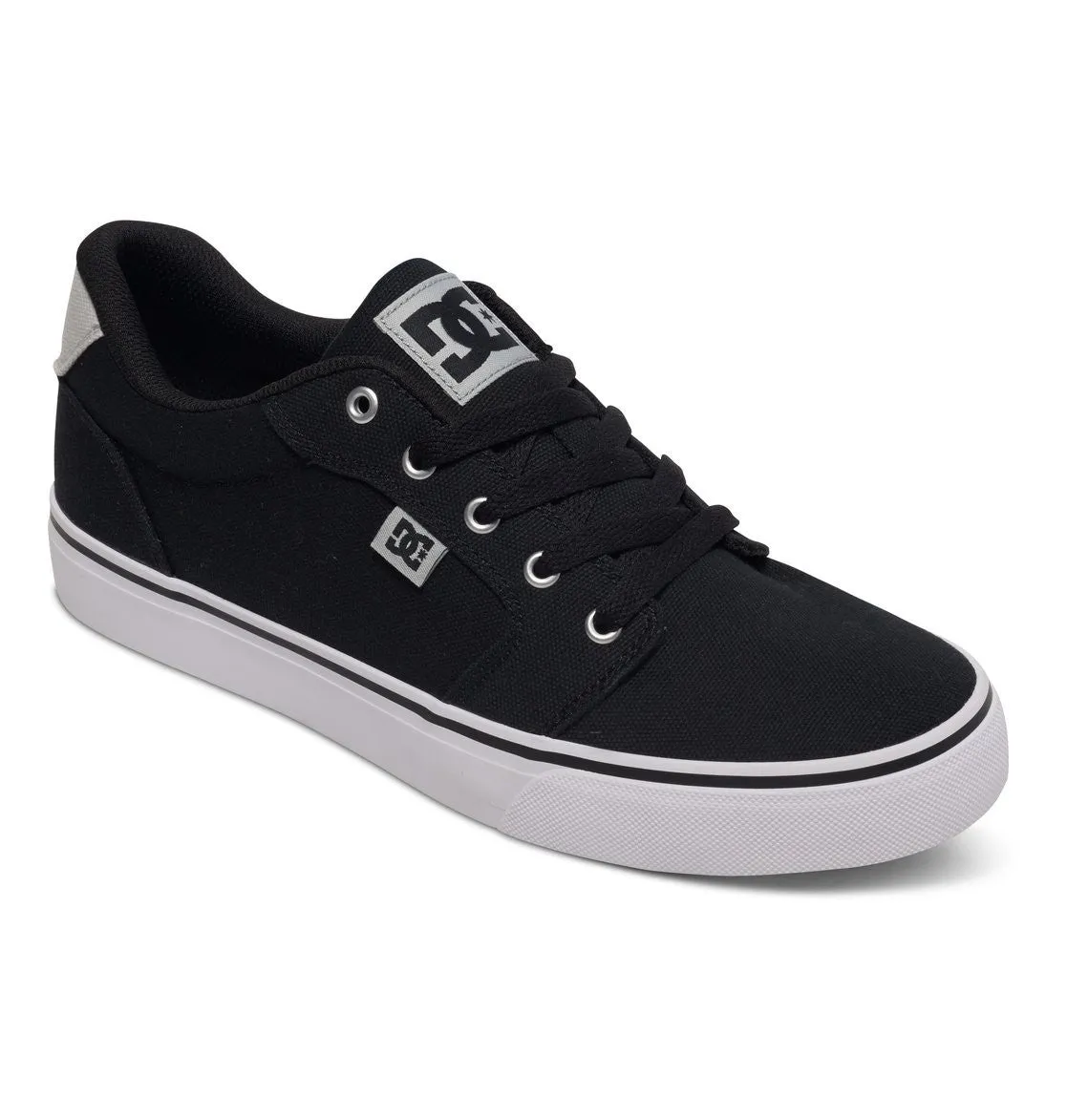 Anvil TX Skate Sneakers by DC