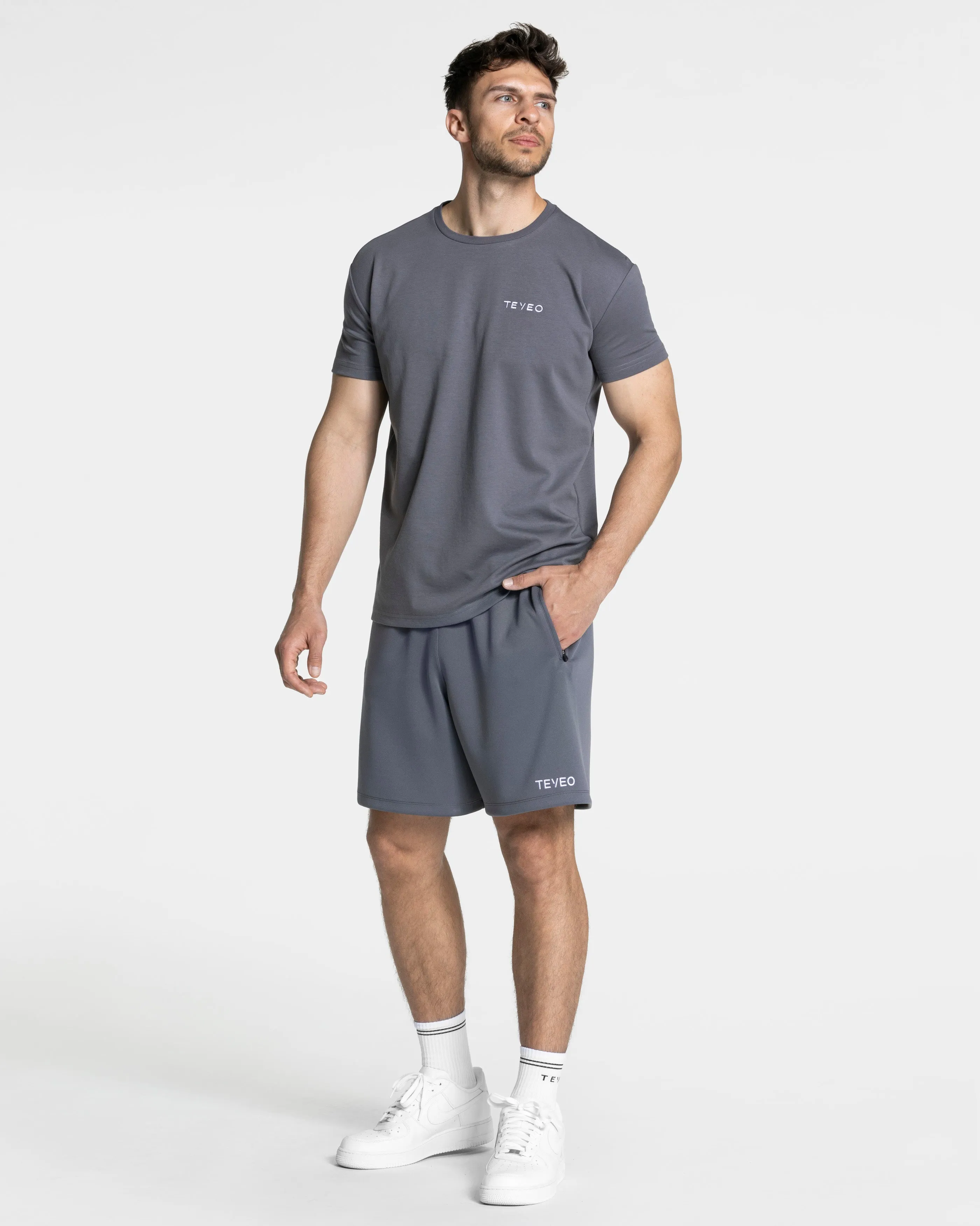 Arrival Sport Short "Graphit"