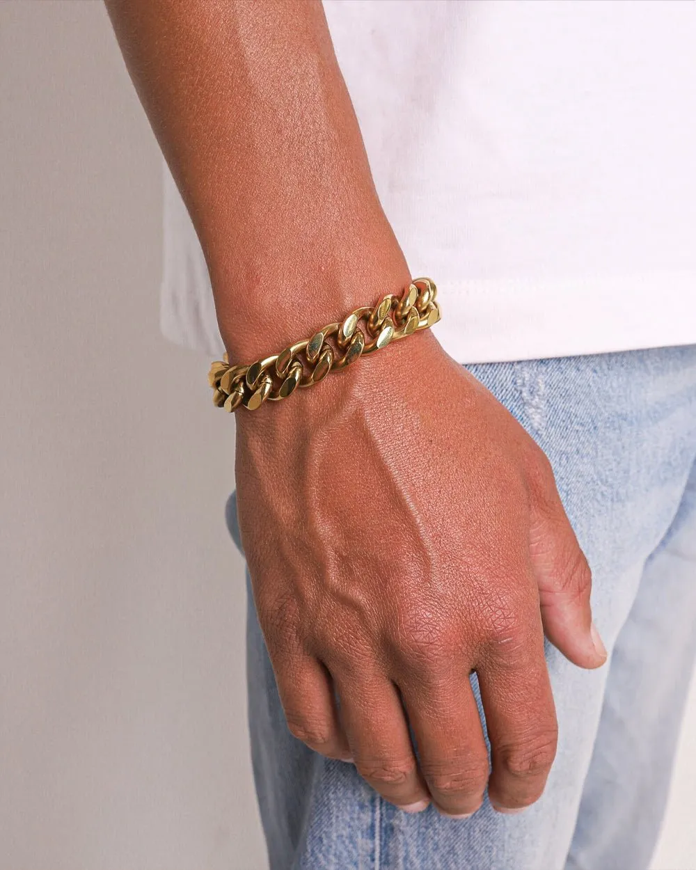 CLEAN CUBANA BRACELET. - 12MM 18K GOLD