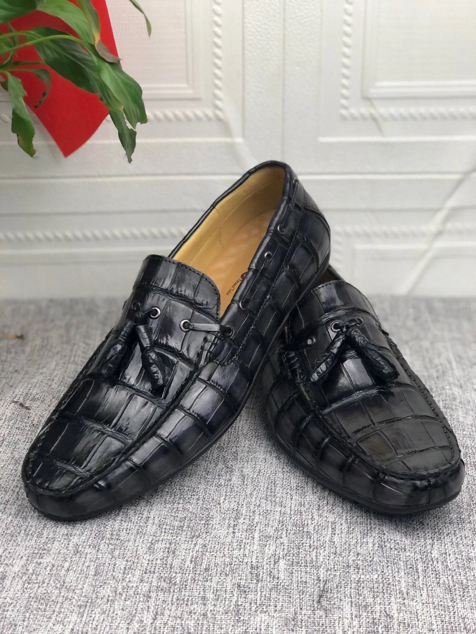 Crocodile Shoes Crocodile  Leather Shoes Mens Slip-On Driving Loafer Shoes With Tassle Vintage Dark Grey