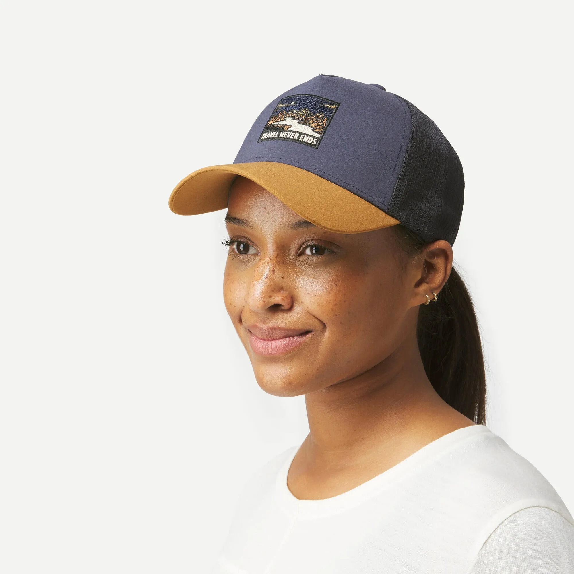 Forclaz Adult Travel 500 Trucker Cap